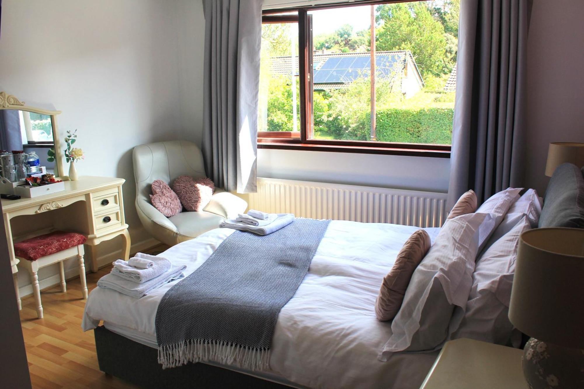 לארן Cairnview Bed And Breakfast מראה חיצוני תמונה